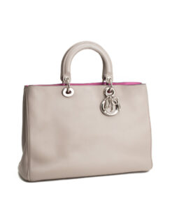  – (ex)bags