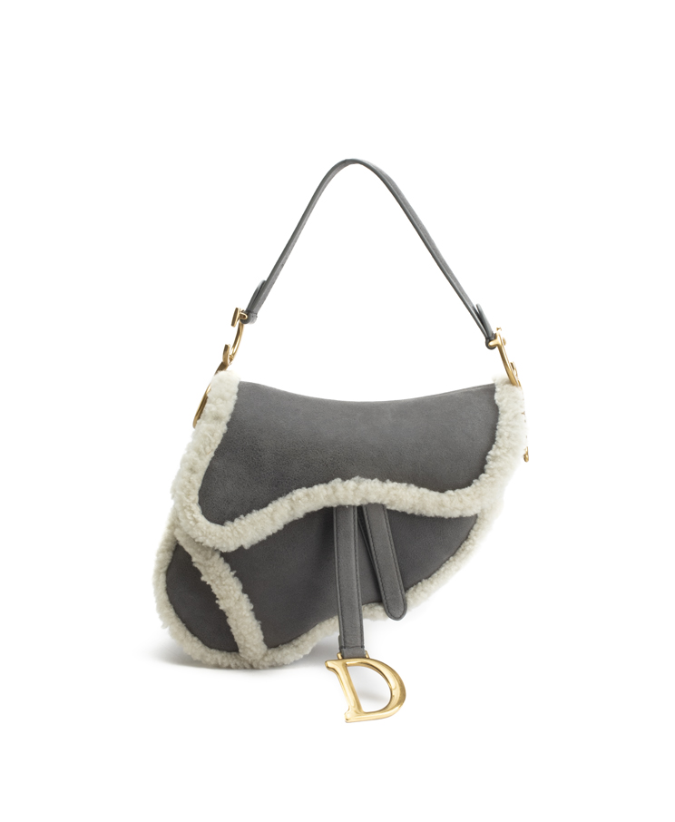  – (ex)bags