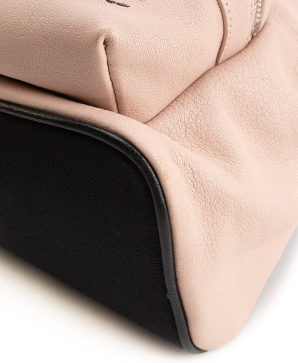  – (ex)bags