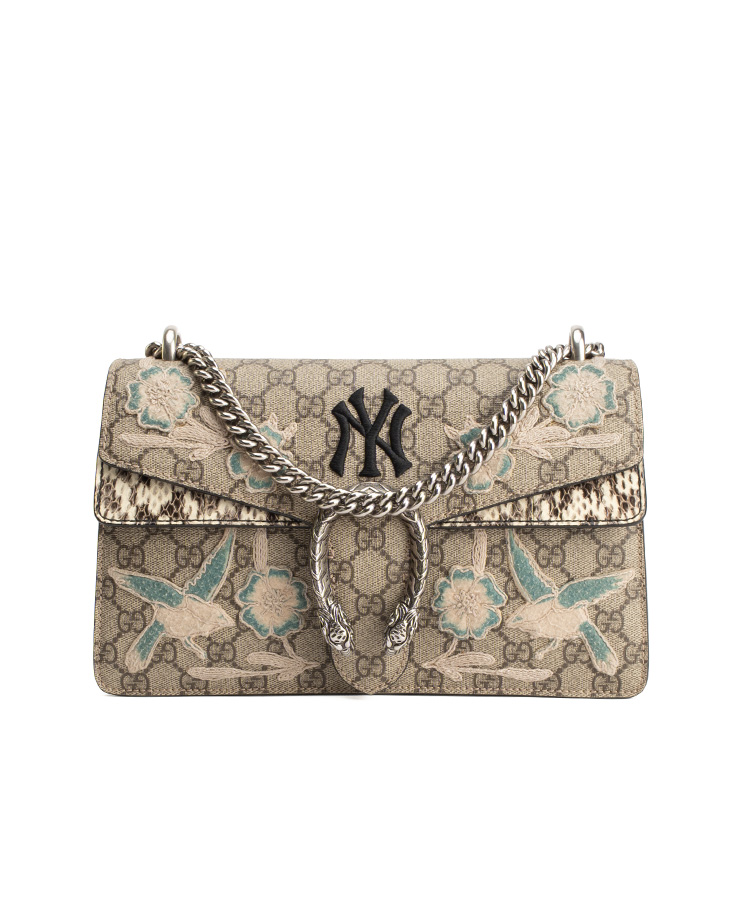  – (ex)bags