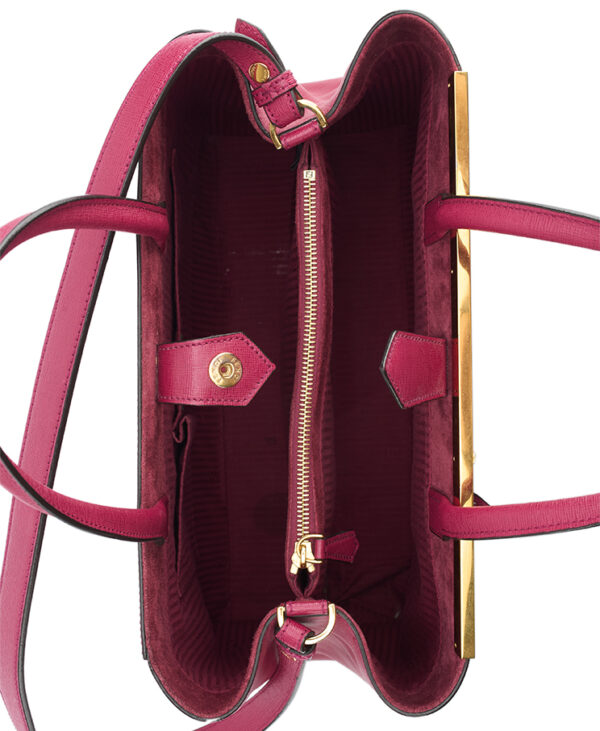  – (ex)bags