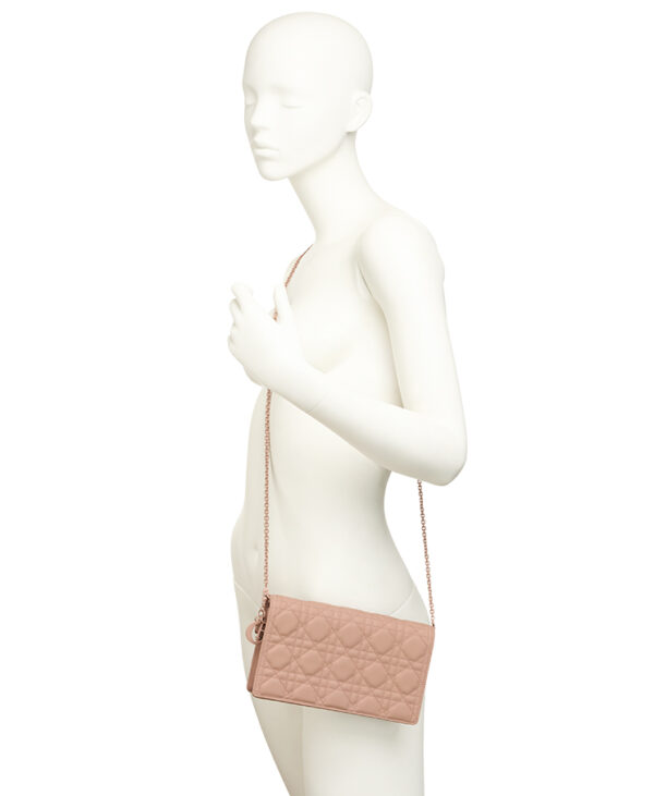  – (ex)bags