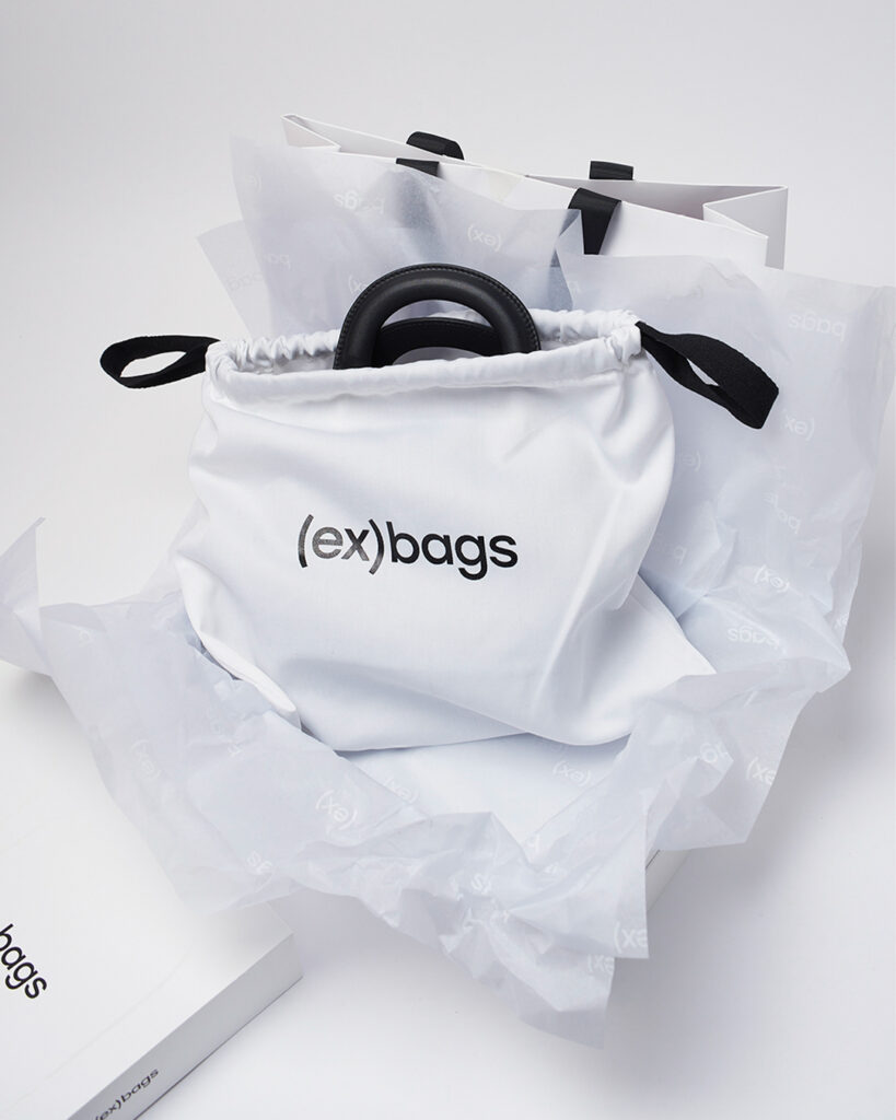 Фирменная упаковка exbags. – (ex)bags