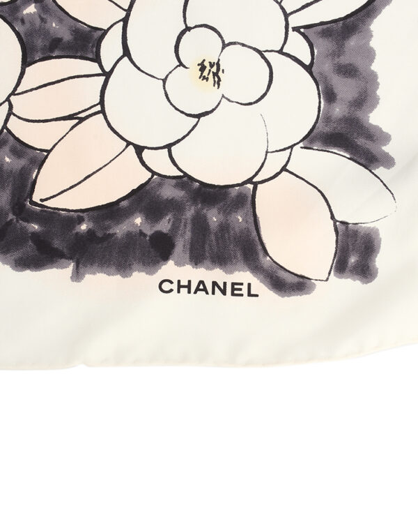 Chanel Scarf – (ex)bags