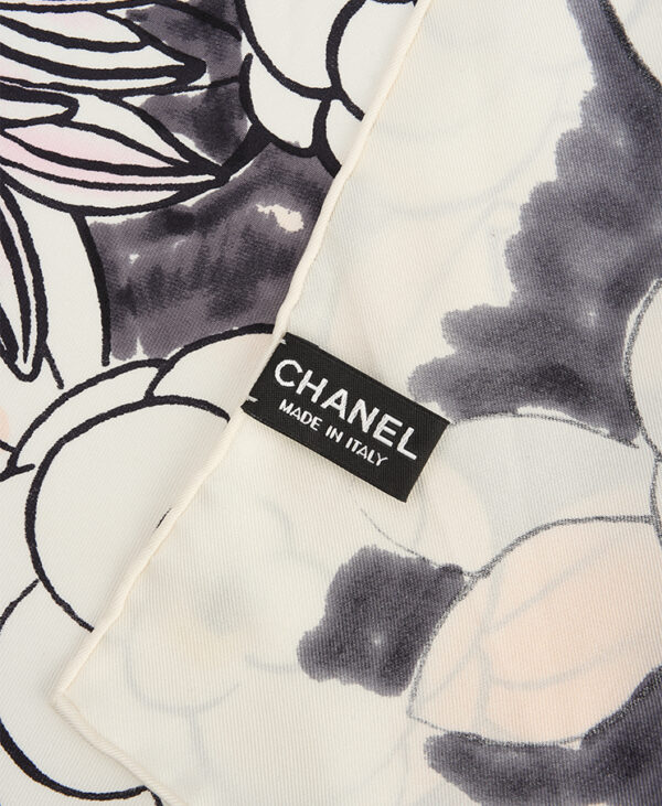 Chanel Scarf – (ex)bags