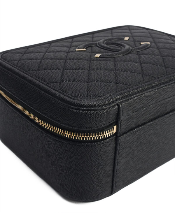 Chanel Filigree Vanity Case Large – (ex)bags