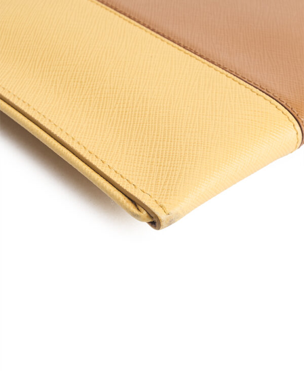Prada Zip Clutch – (ex)bags