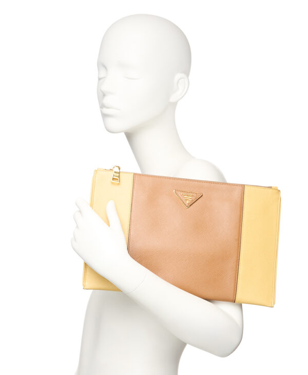 Prada Zip Clutch – (ex)bags