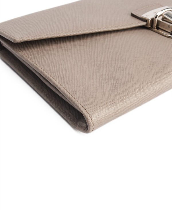 Prada Envelope Pushlock Clutch – (ex)bags