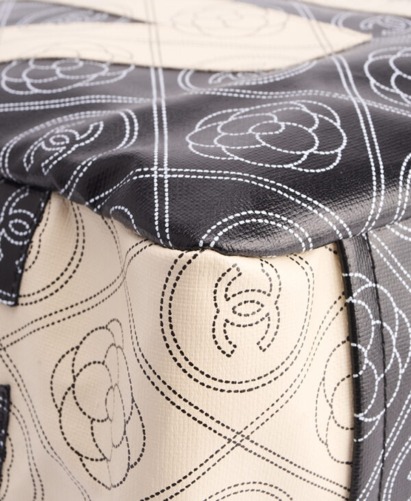 Chanel Camellia Shopping Tote Medium – (ex)bags