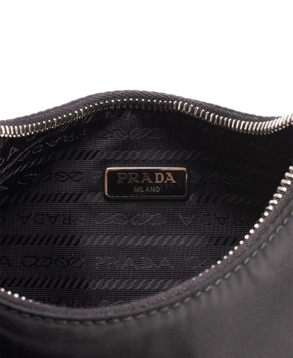 Prada Re-Edition 2005 – (ex)bags