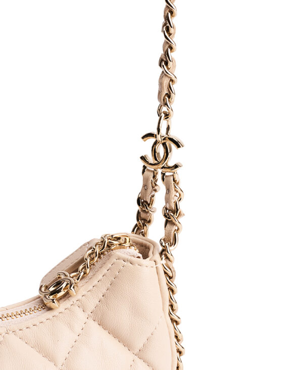Chanel Half Moon Hobo Mini – (ex)bags
