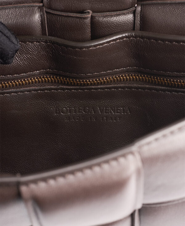 Bottega Veneta Padded Chain Cassette – (ex)bags