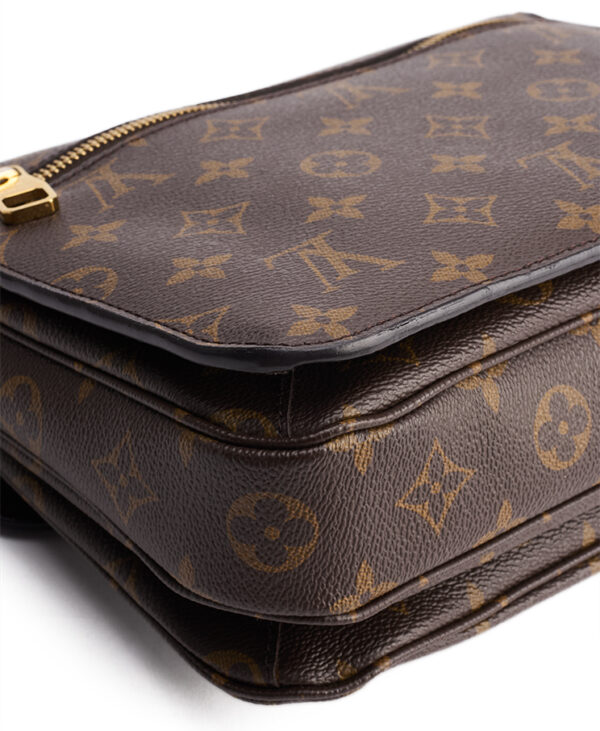 Louis Vuitton Pochette Metis – (ex)bags