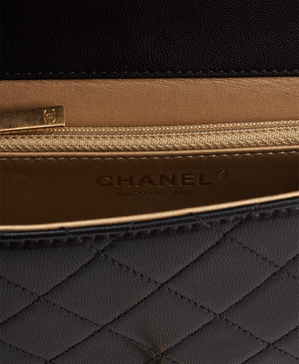 Chanel Crystal Pearl Flap Bag – (ex)bags