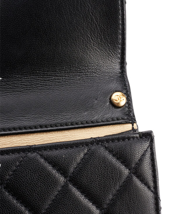 Chanel Crystal Pearl Square Flap Bag – (ex)bags