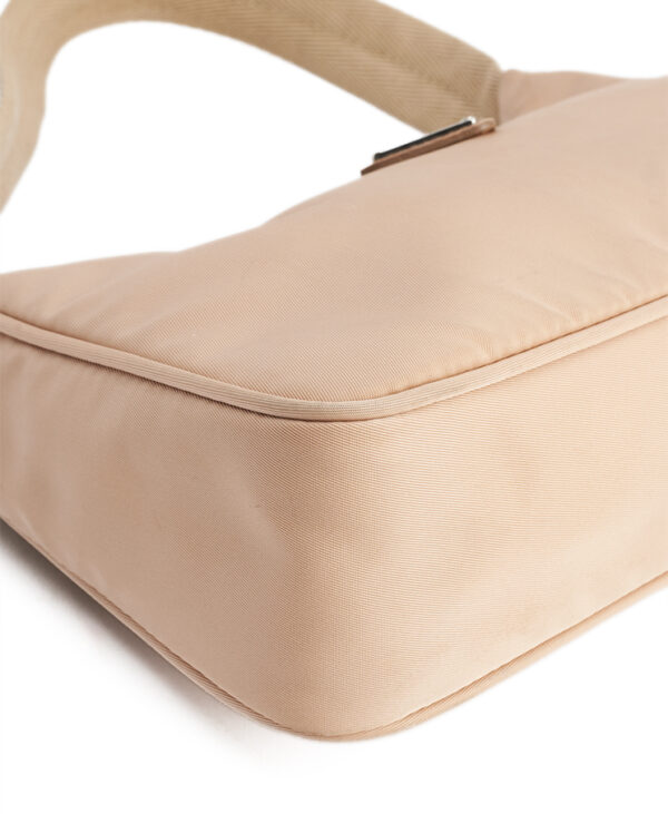 Prada Re-Edition 2000 – (ex)bags