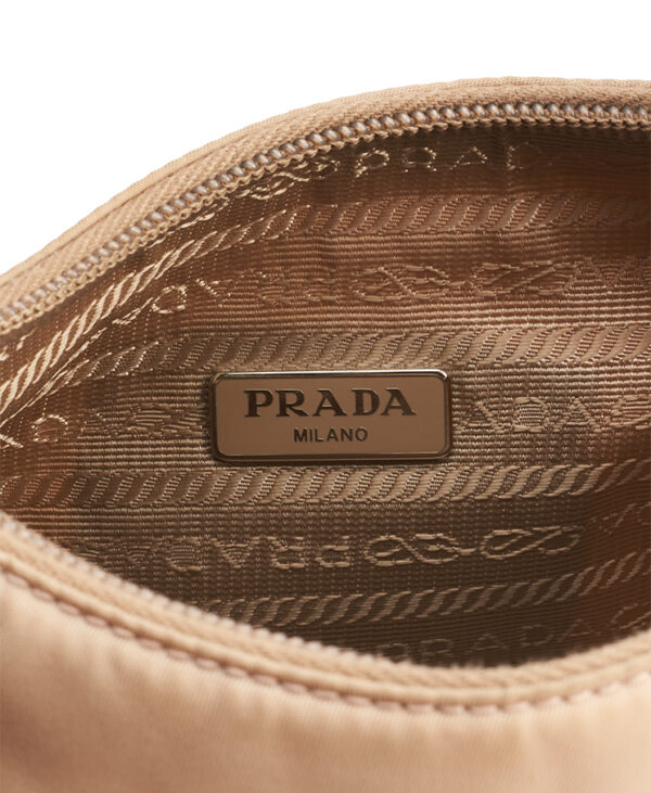 Prada Re-Edition 2000 – (ex)bags