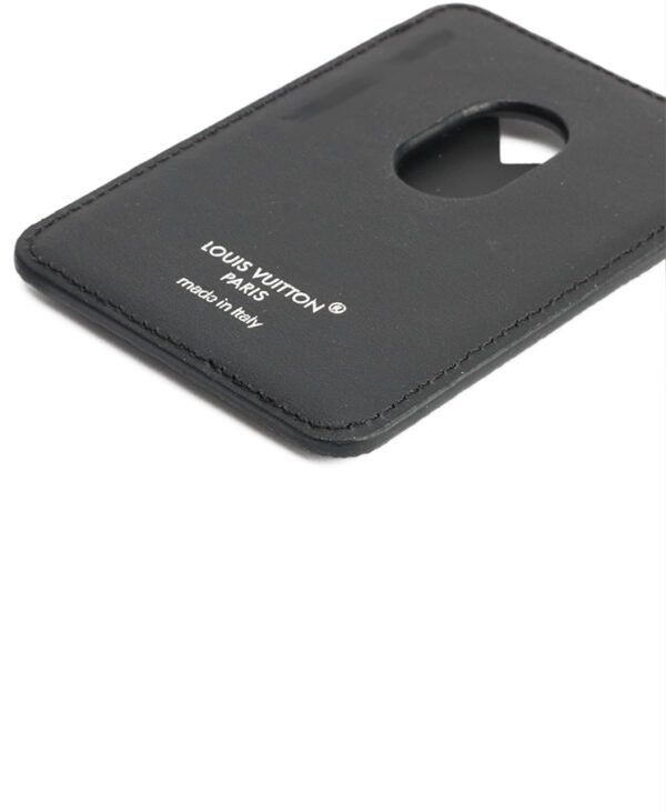 Louis Vuitton Magnetic Credit Card Holder – (ex)bags