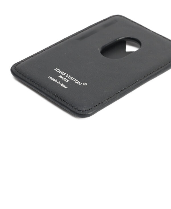 Louis Vuitton Magnetic Credit Card Holder – (ex)bags
