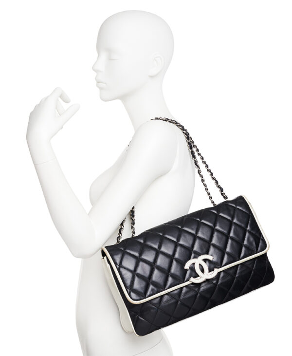 Chanel Divine Flap Bag Large – (ex)bags