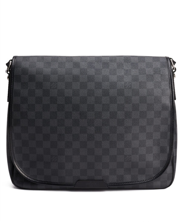 Louis Vuitton Daniel Messenger Bag MM – (ex)bags