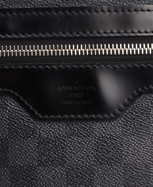 Louis Vuitton Daniel Messenger Bag MM – (ex)bags