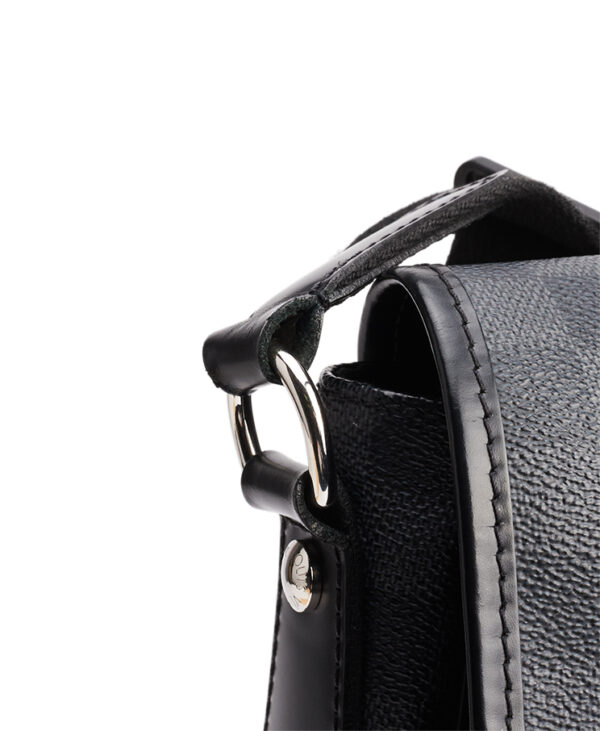 Louis Vuitton Daniel Messenger Bag MM – (ex)bags
