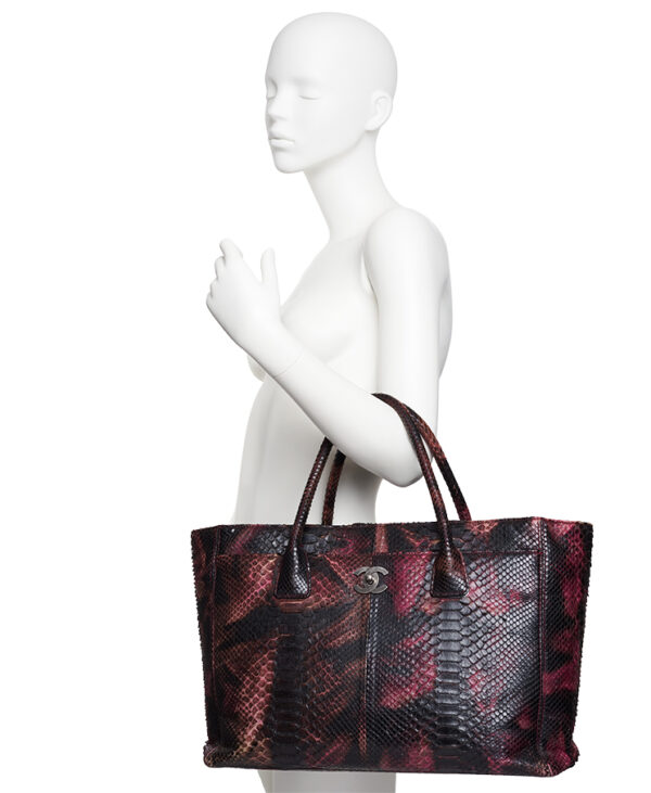 Chanel Cerf Executive Tote Large / Limited Edition – (ex)bags