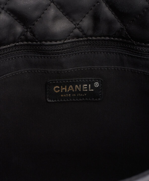 Chanel Classic Flap Bag XXL – (ex)bags