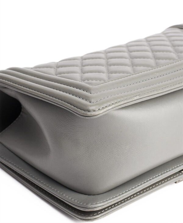 Chanel Boy Old Medium – (ex)bags