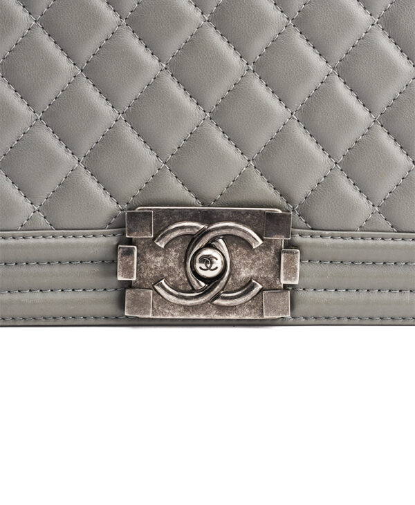 Chanel Boy Old Medium – (ex)bags