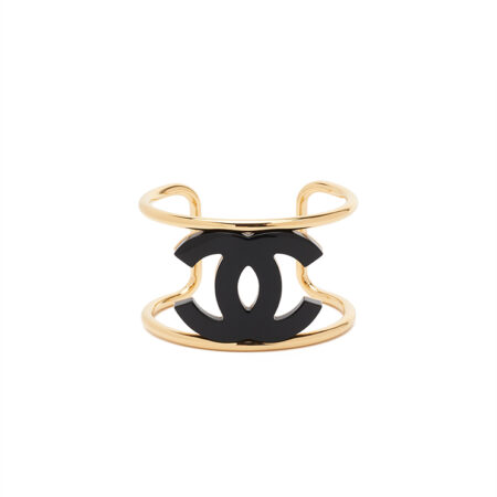 Chanel CC Cuff Bracelet M – (ex)bags