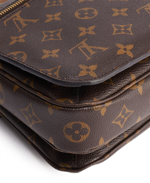 Louis Vuitton Pochette Metis – (ex)bags