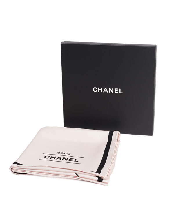 Chanel CC Scarf – (ex)bags