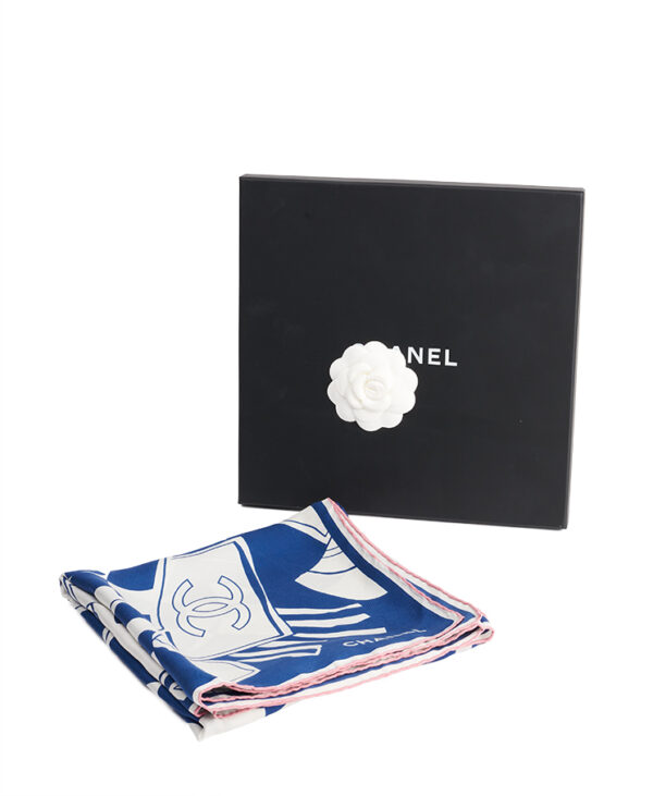 Chanel CC Logo Scarf – (ex)bags