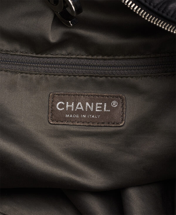 Chanel Rock and Chain Hobo Large – (ex)bags