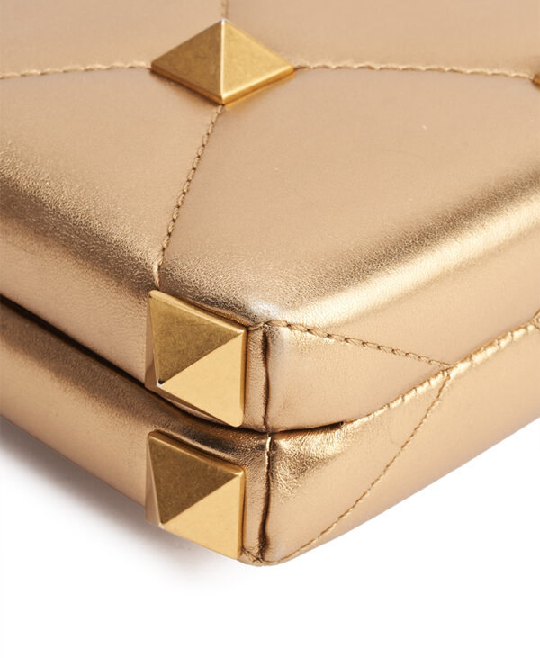 Valentino Garavani Roman Stud Box-Сlutch