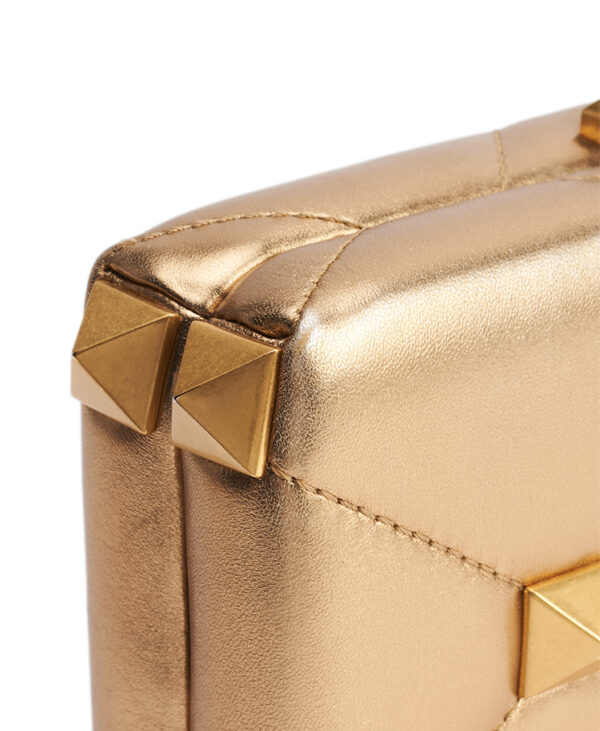Valentino Garavani Roman Stud Box-Сlutch