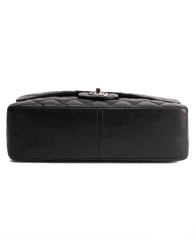 Chanel Classic Single Flap Bag Jumbo