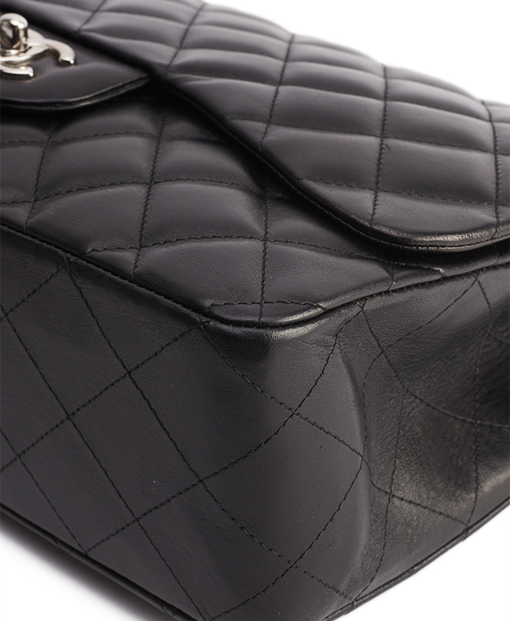 Chanel Classic Single Flap Bag Jumbo