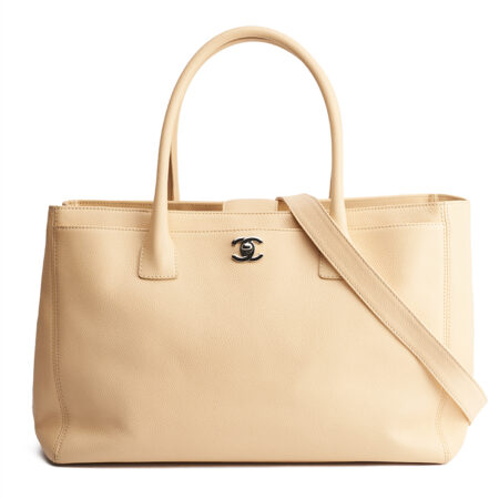 Chanel Cerf Executive Medium