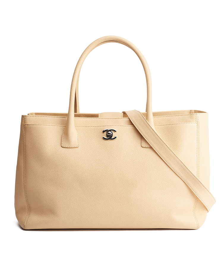 Chanel Cerf Executive Medium