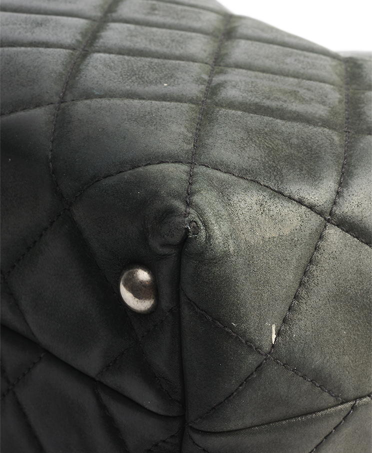 Chanel 2.55 Reissue Tote Large