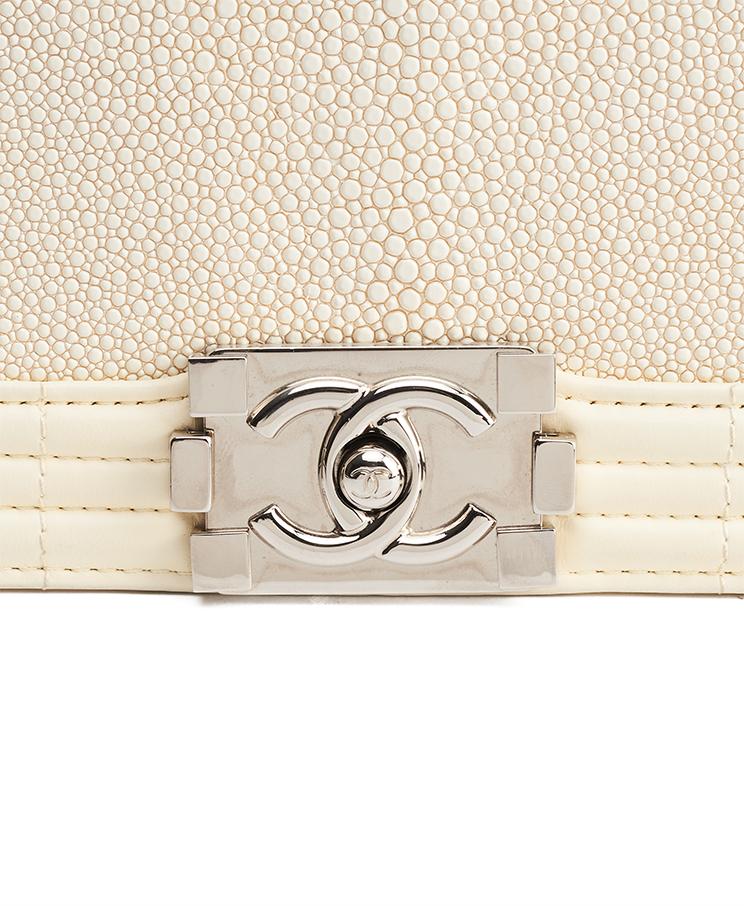 Chanel Boy Old Medium