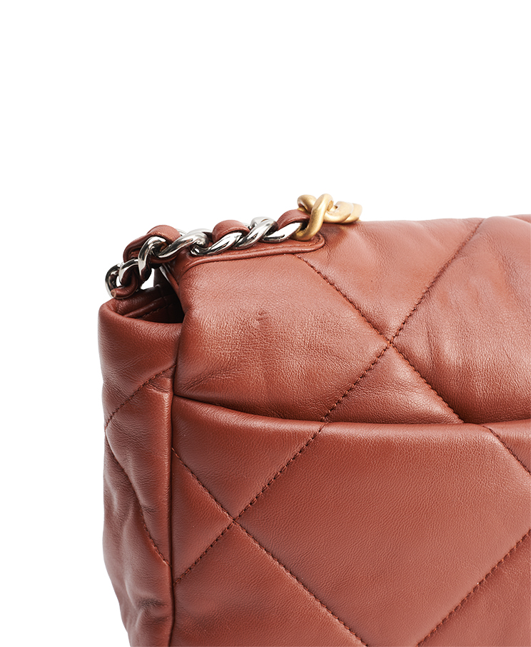 Chanel 19 Small