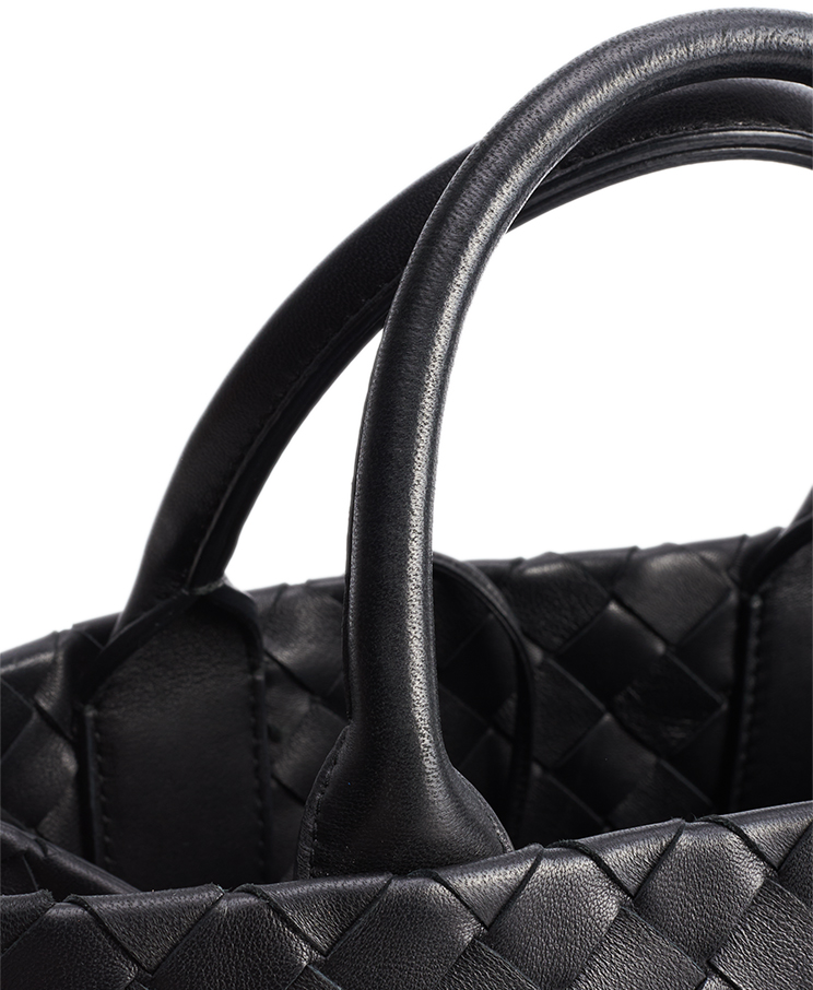 Bottega Veneta Intrecciato Tote Bag Medium