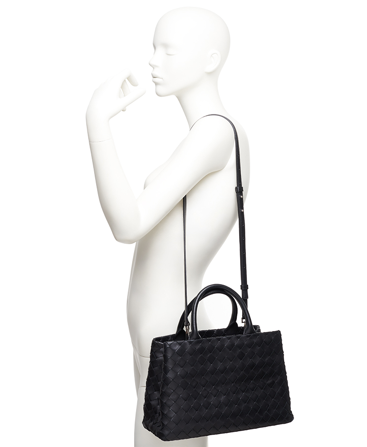 Bottega Veneta Intrecciato Tote Bag Medium